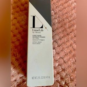LimeLife by Alcone First base Makeup Primer, NIB, helps get a flawless finish!